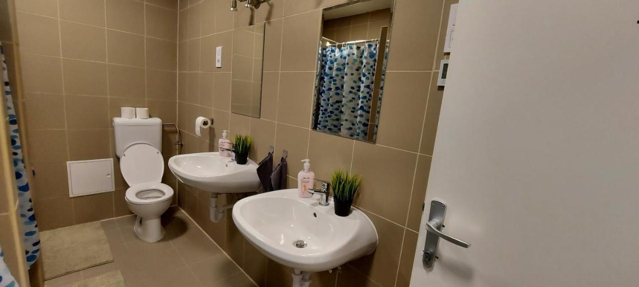 K21 Party Apartment Hotel With Inhouse Ruin Pub Budapest Luaran gambar